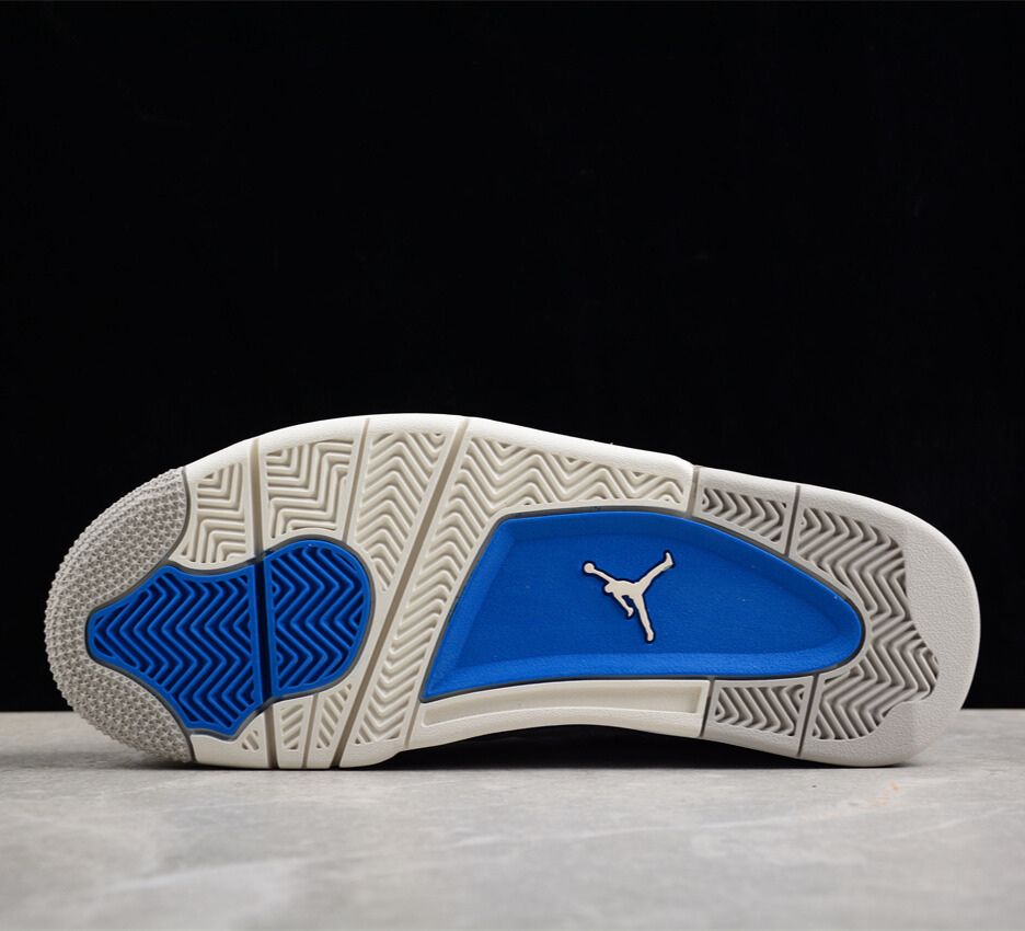 Air Jordan 4 Retro Military Blue