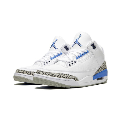 Air Jordan 3 UNC