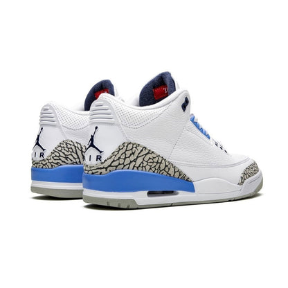 Air Jordan 3 UNC