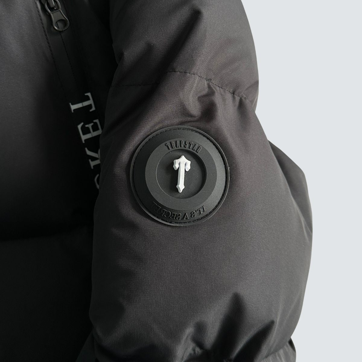 Jaqueta Trapstar Irongate Collar Puffer Black