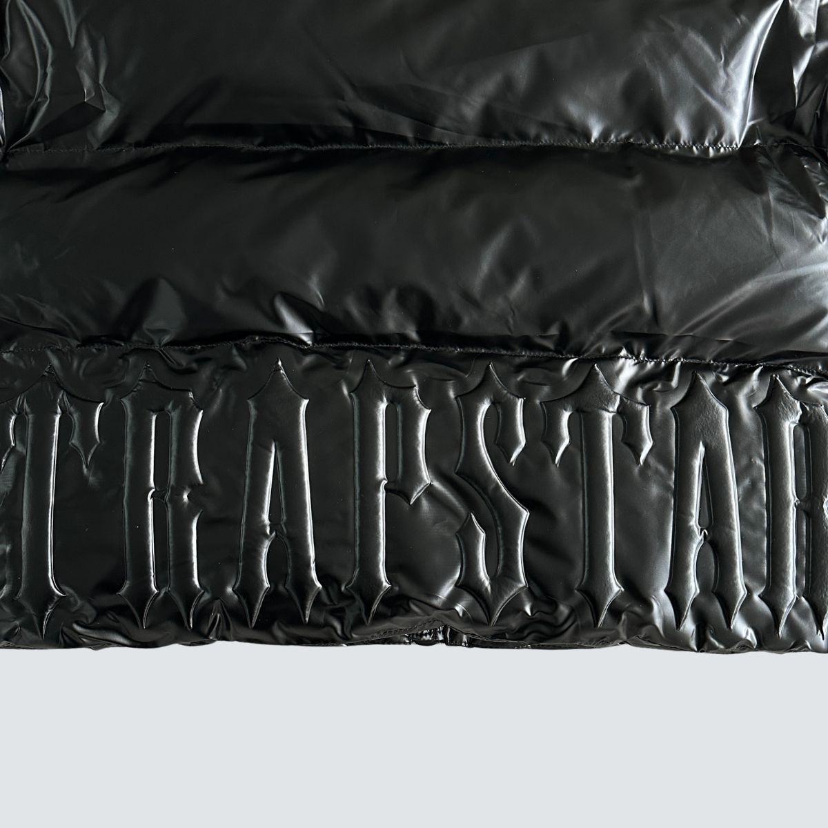 Jaqueta Puffer Trapstar Irongate Embossed Black