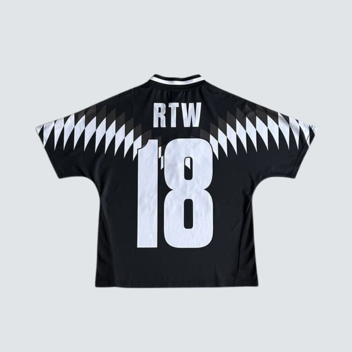 Camiseta Corteiz Futebol Preta