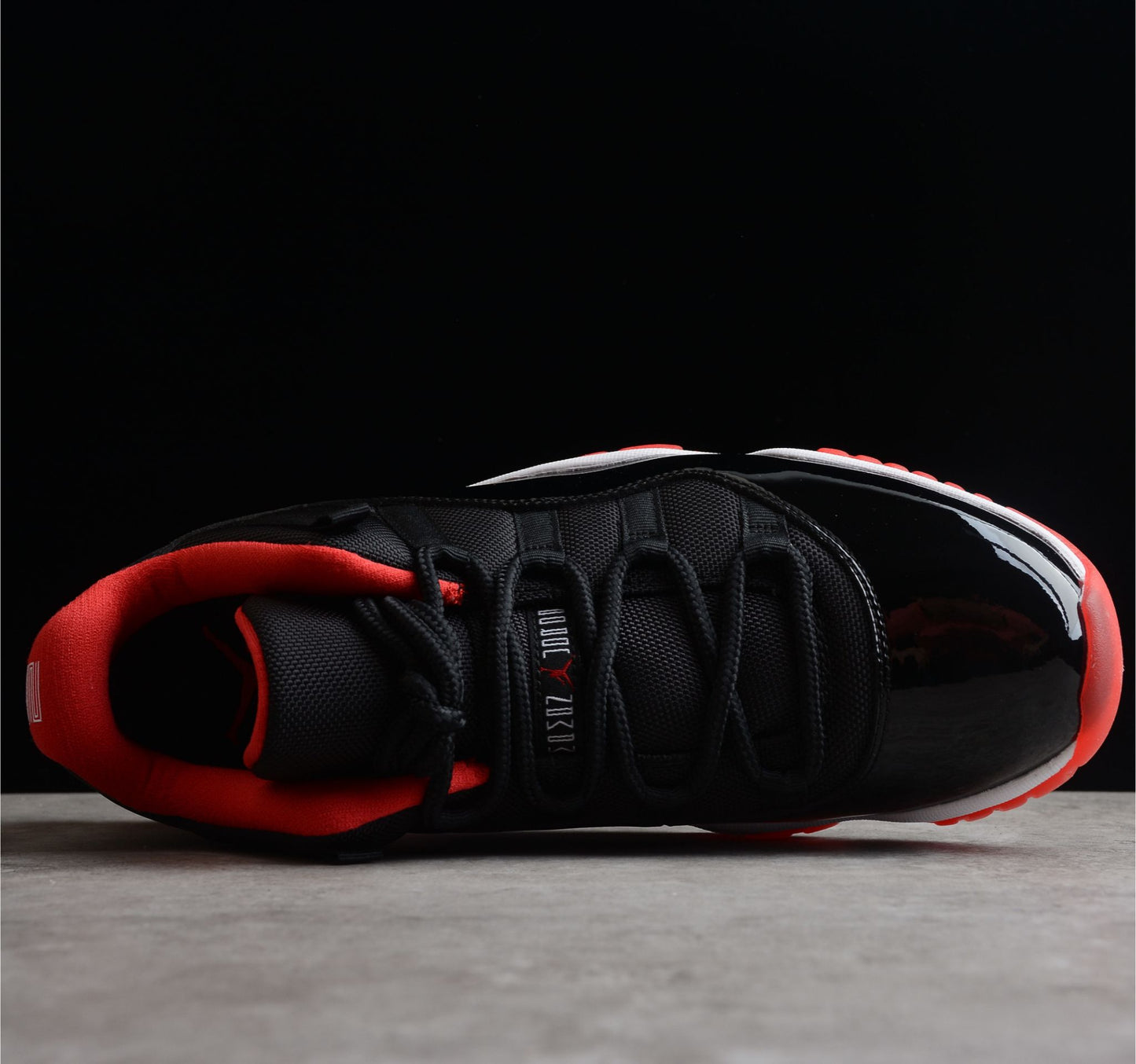 Air Jordan 11 Retro Low True Red