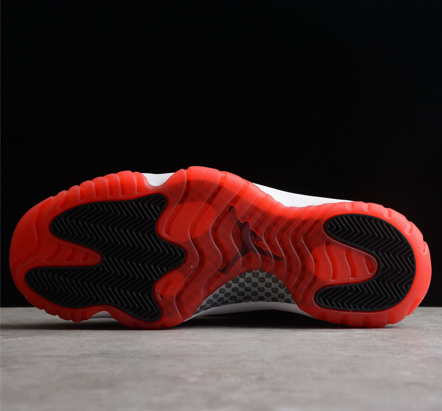 Air Jordan 11 Retro Low True Red