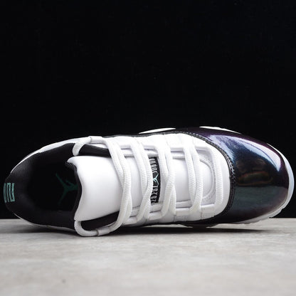Air Jordan 11 Retro Low Concord
