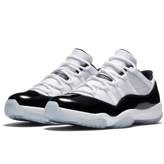 Air Jordan 11 Retro Low Concord