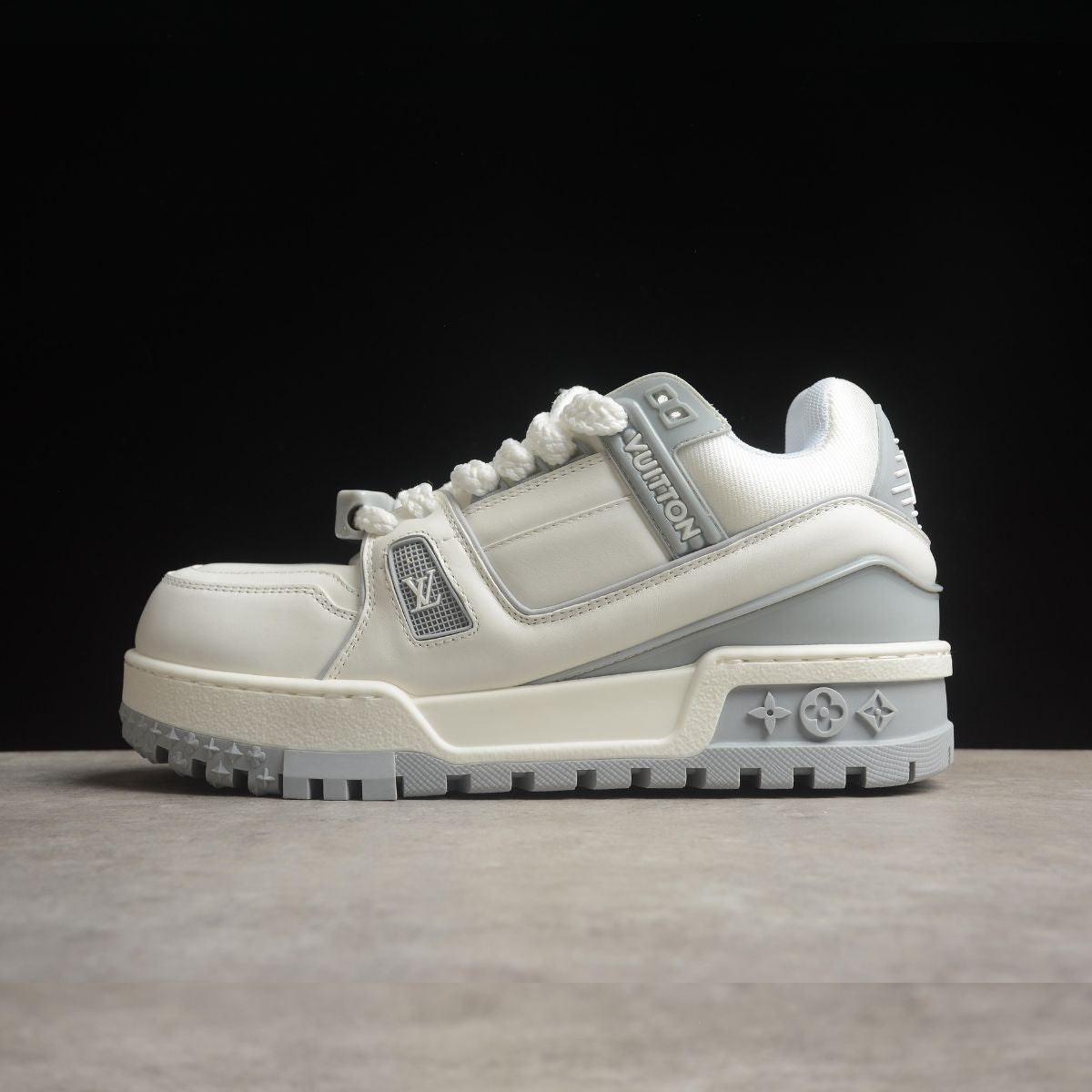 Louis Vuitton Trainer Monogram Grey White
