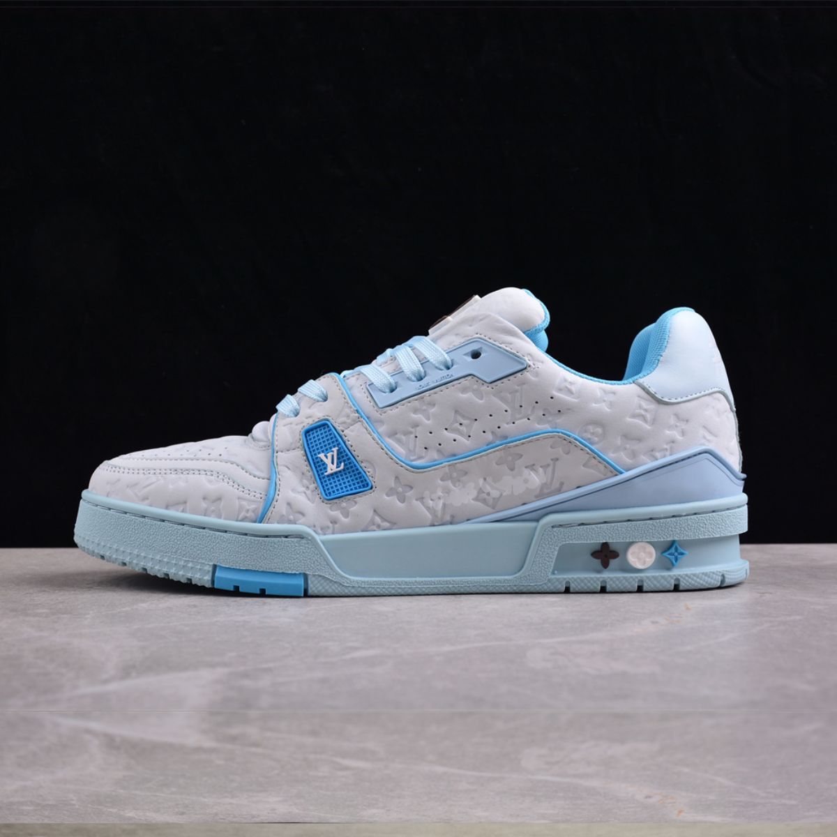 Louis Vuitton Trainer Monogram White Baby Blue