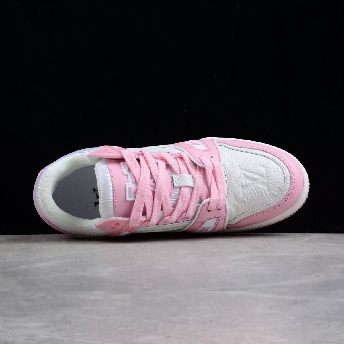 Louis Vuitton Trainer Monogram Pink