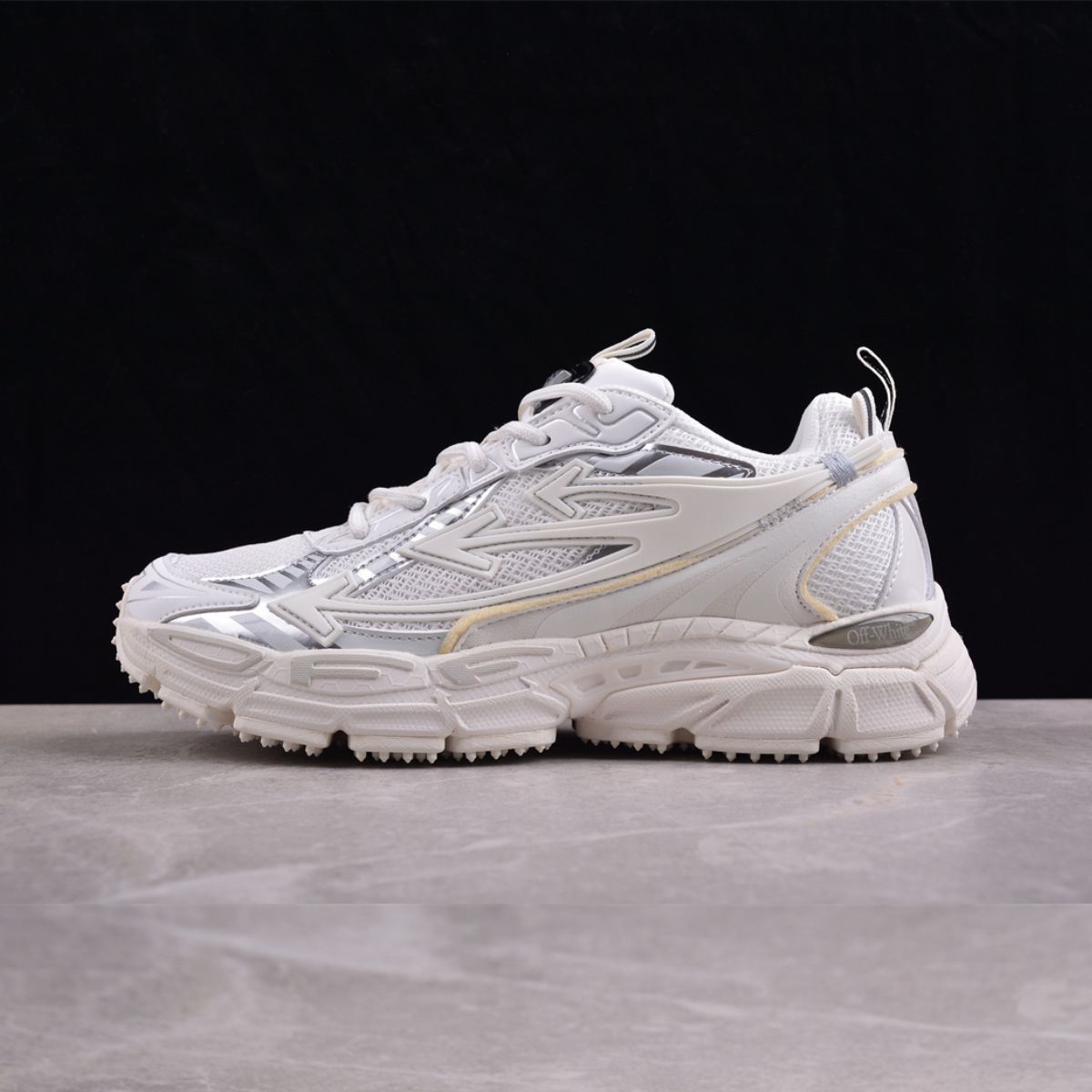 Off-White Be Right Back White