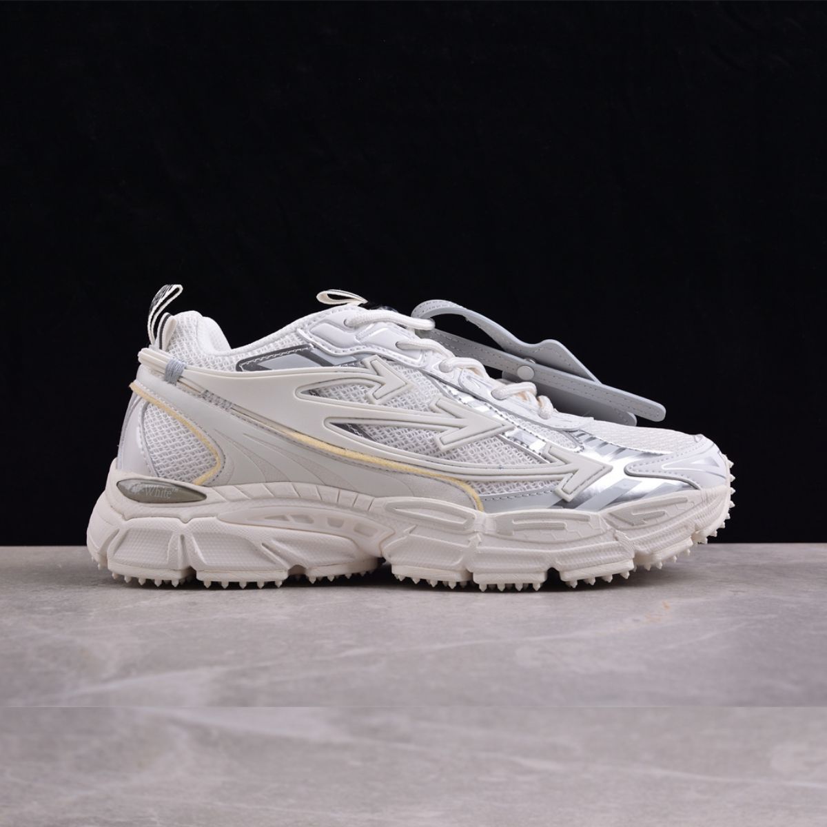 Off-White Be Right Back White