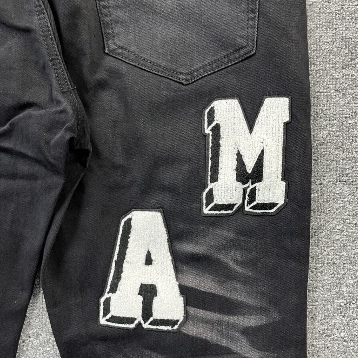 Amiri Jeans Jeans Destroyed Black