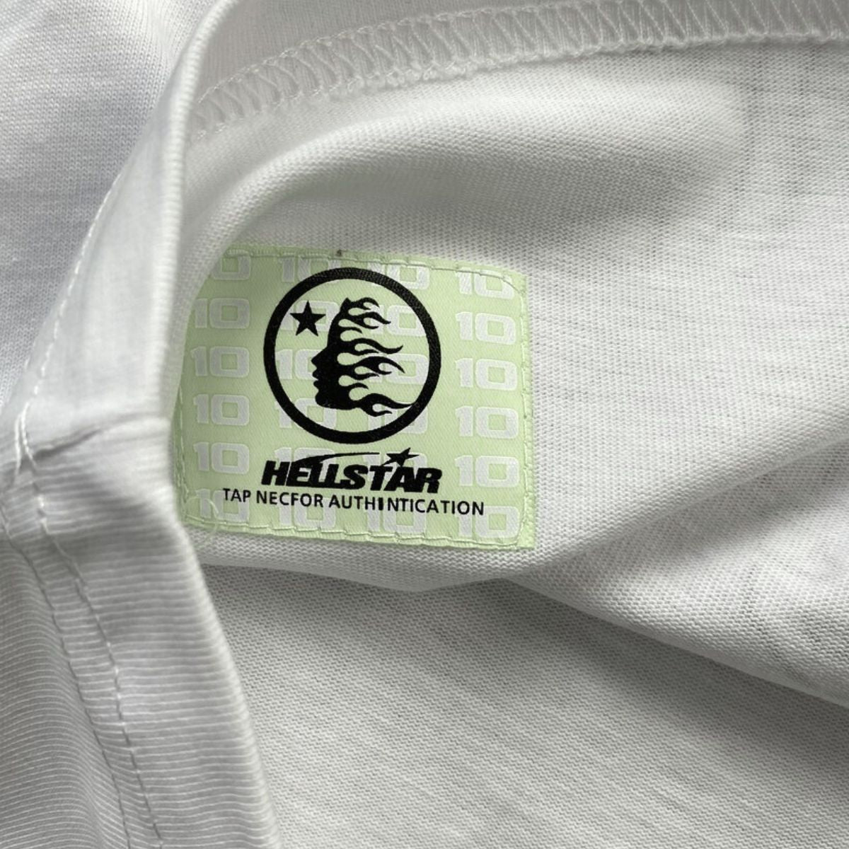 Camiseta Hellstar Sounds Like Heaven Cream