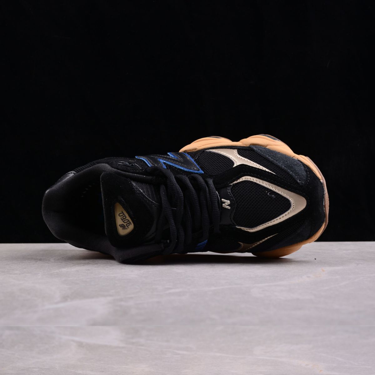 New Balance 9060 Black And Brwn