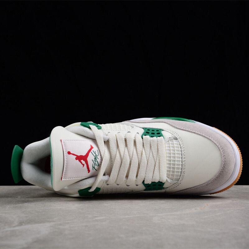 Air Jordan 4 Pine Green