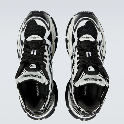 Balenciaga Runner Black and white