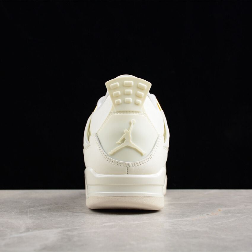Air Jordan 4 Retro Metallic Gold