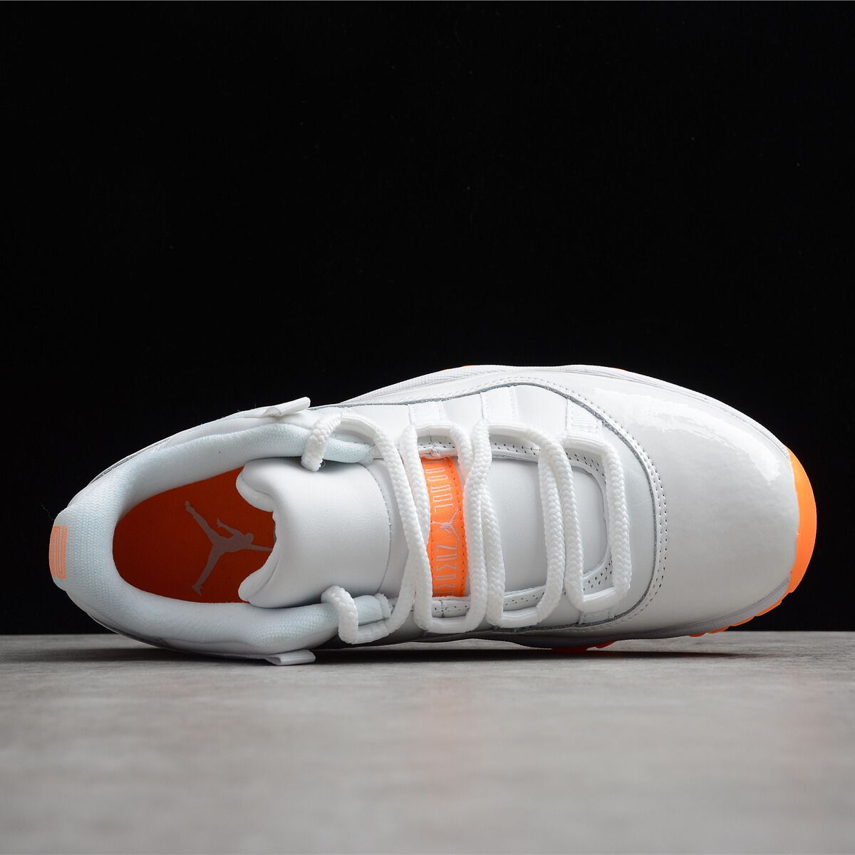 Air Jordan 11 Low Bright Citrus