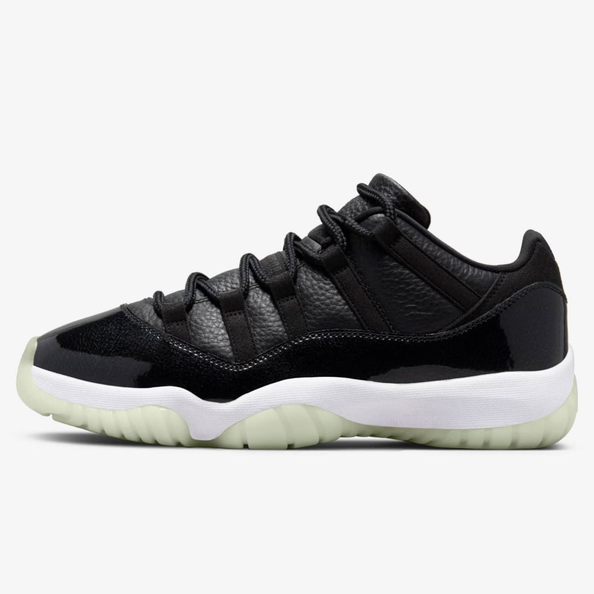 Air Jordan 11 Retro Low Black