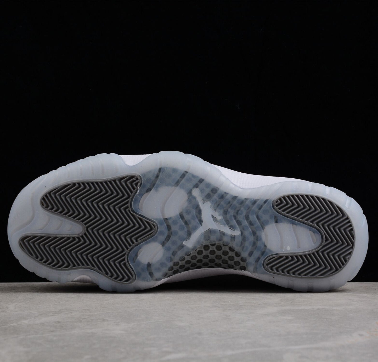 Air Jordan 11 Low Cool Grey