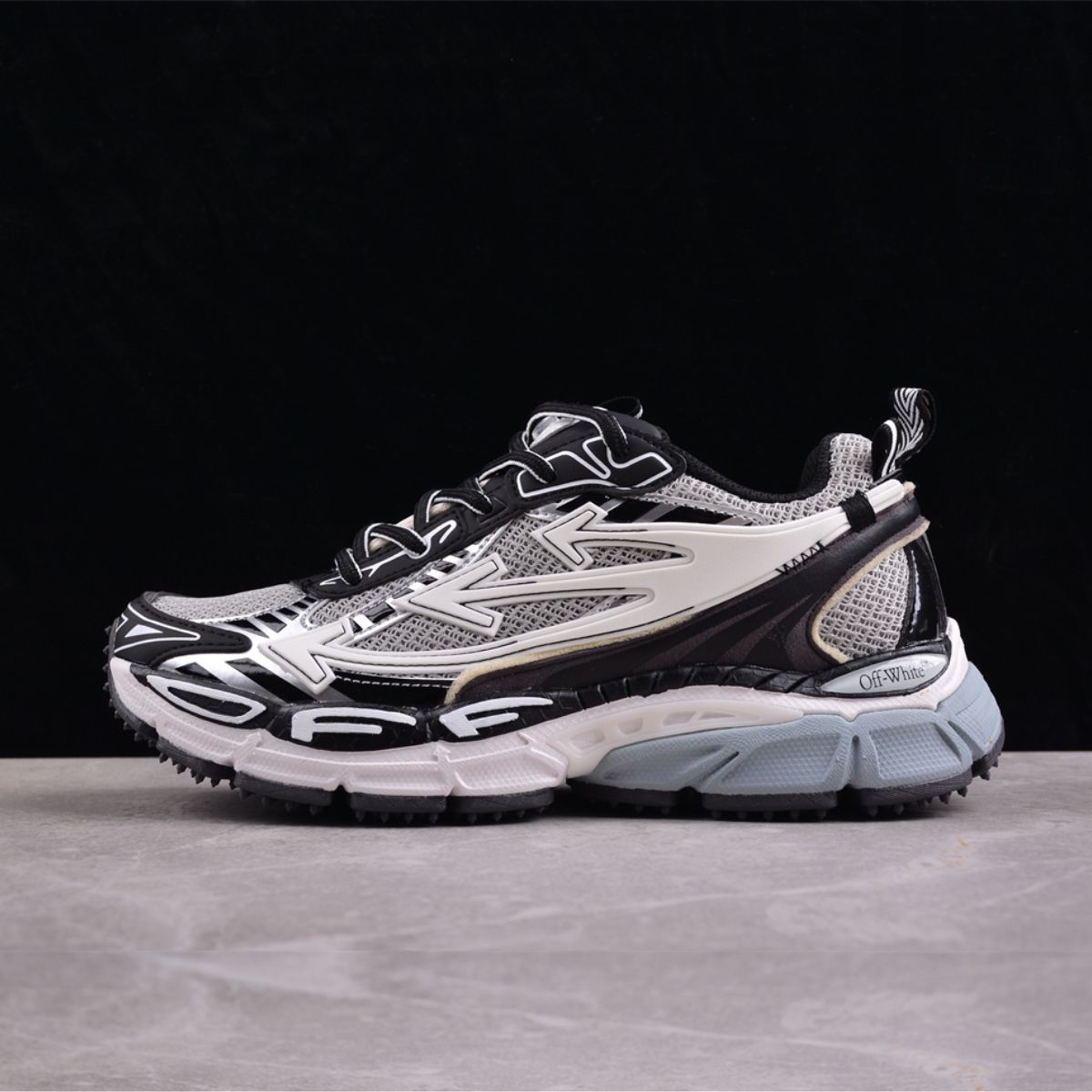 Off-White Be Right Back Grey