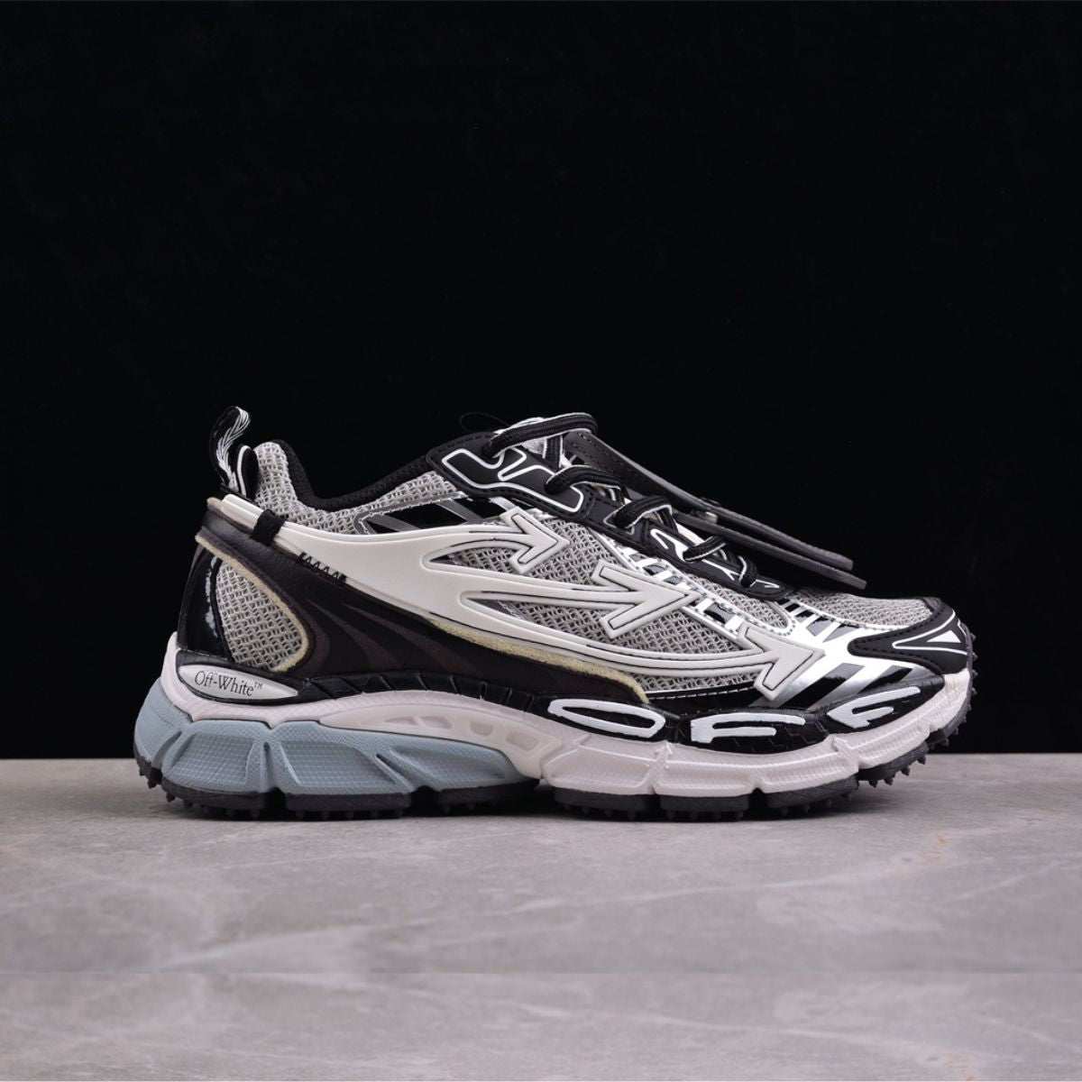 Off-White Be Right Back Grey