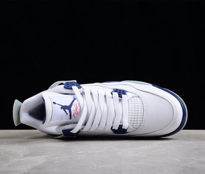 Air Jordan 4 Midnight Navy