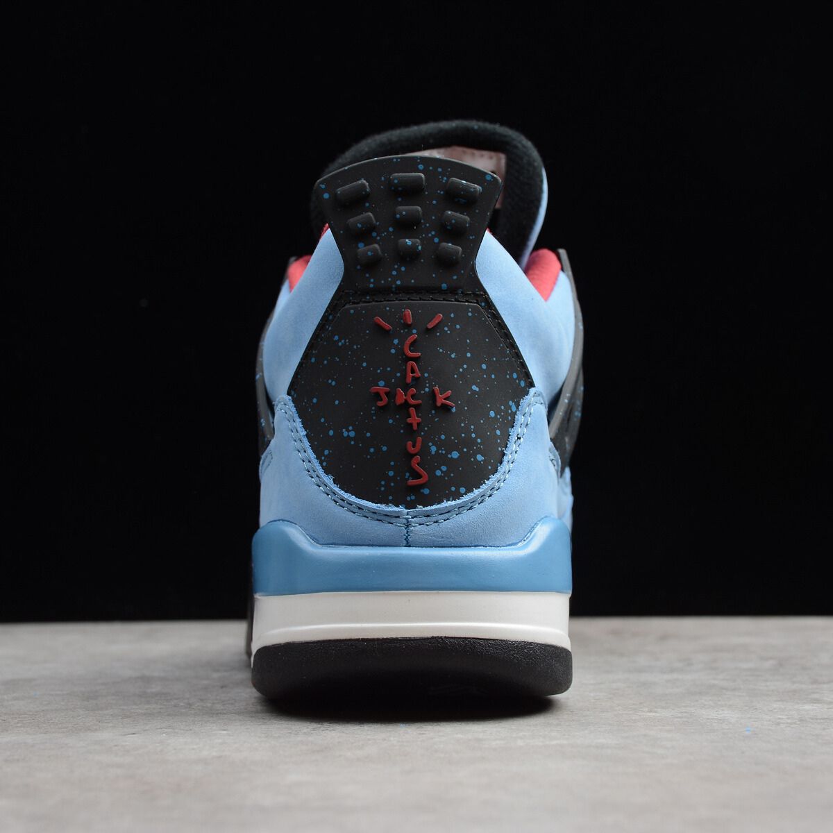 Air Jordan 4 University Blue
