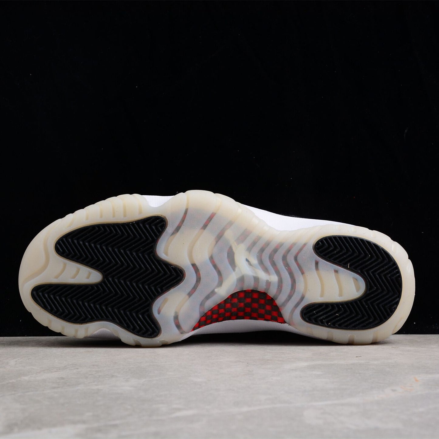 Air Jordan 11 Retro Low Black