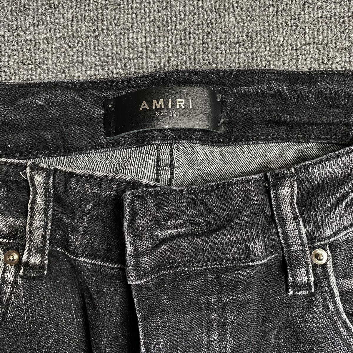 Amiri Jeans Black And Red