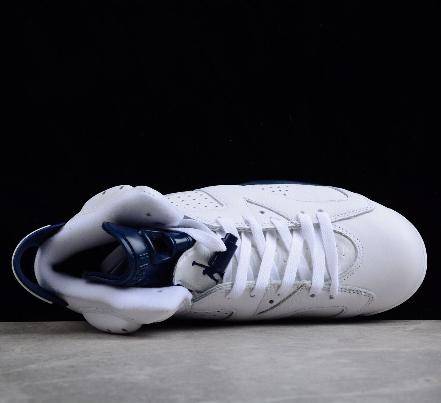 Air Jordan 6 Midnight Navy