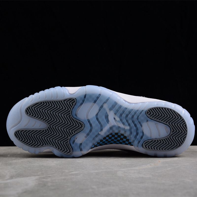 Air Jordan 11 Retro Low Cement Grey